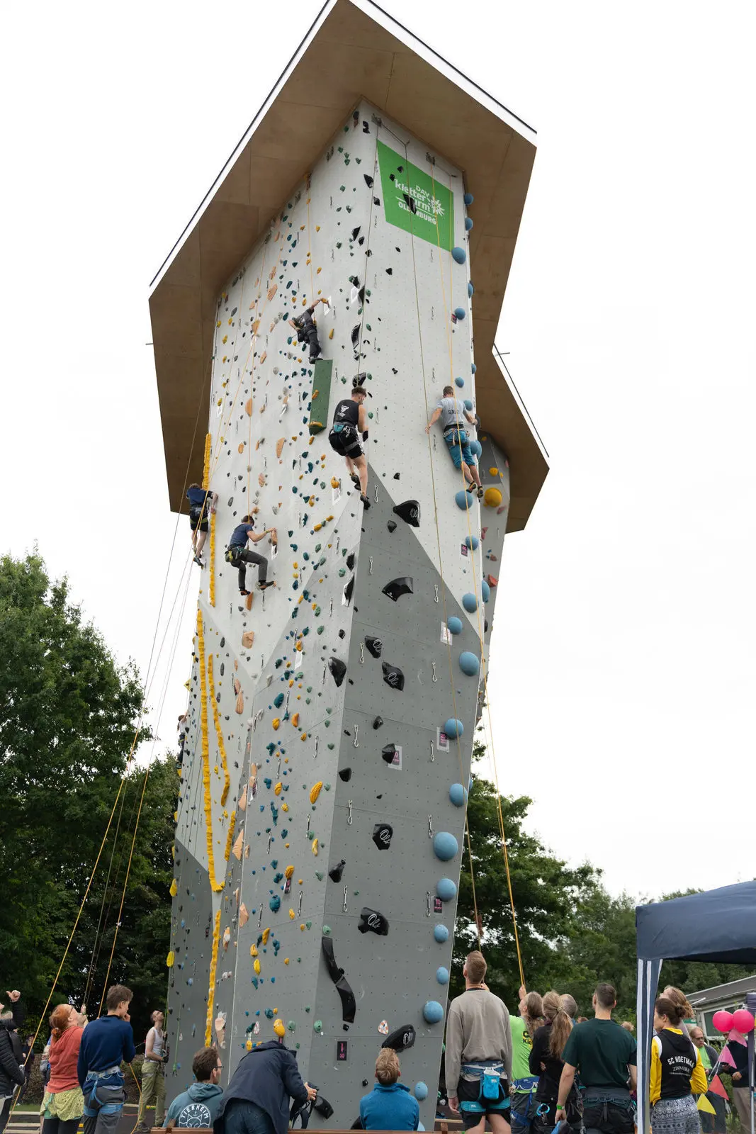 Kletterer beim Klettercup 2026  | © Lisa Oehlert