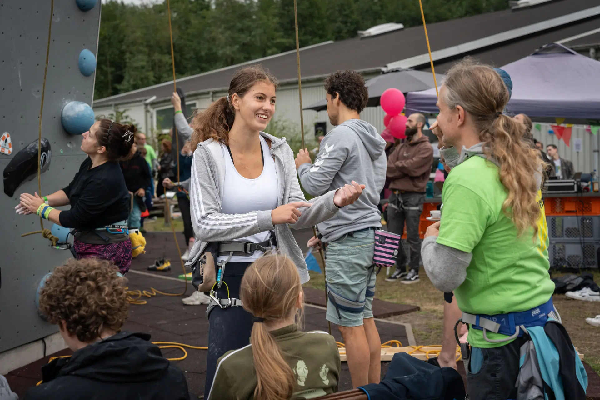 Kletterer beim Klettercup 2026  | © Lisa Oehlert