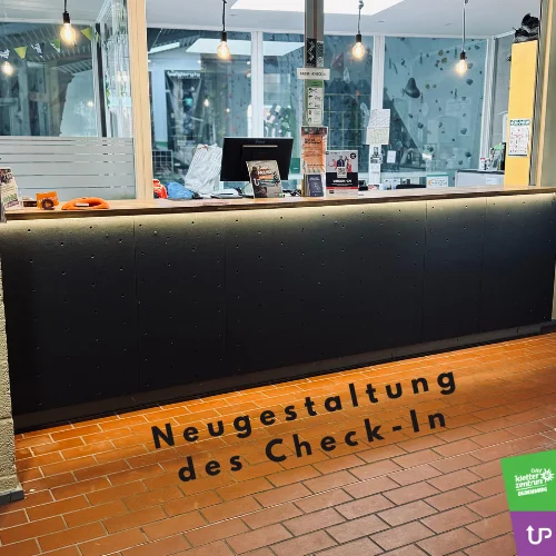 Der Tresen des Check-in neu gestaltet | © Malte Pfennings